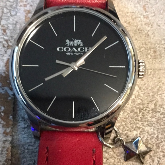 Coach watch with charm - Picture 1 of 8